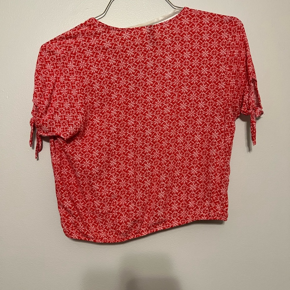 Universal Threads Target Crop Top - Picture 2 of 3